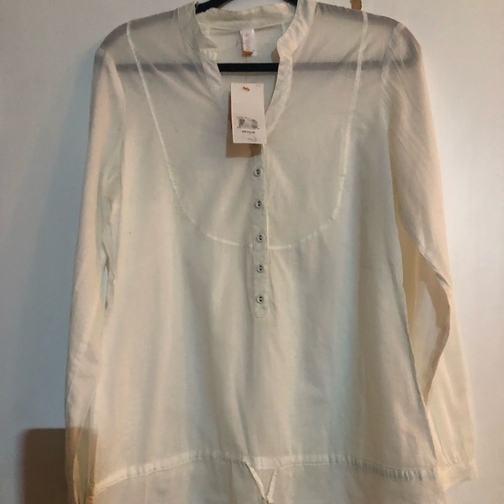 Lucy blouse